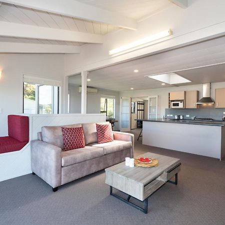 The Tide Watcher - Okiato Holiday Home Opua Extérieur photo