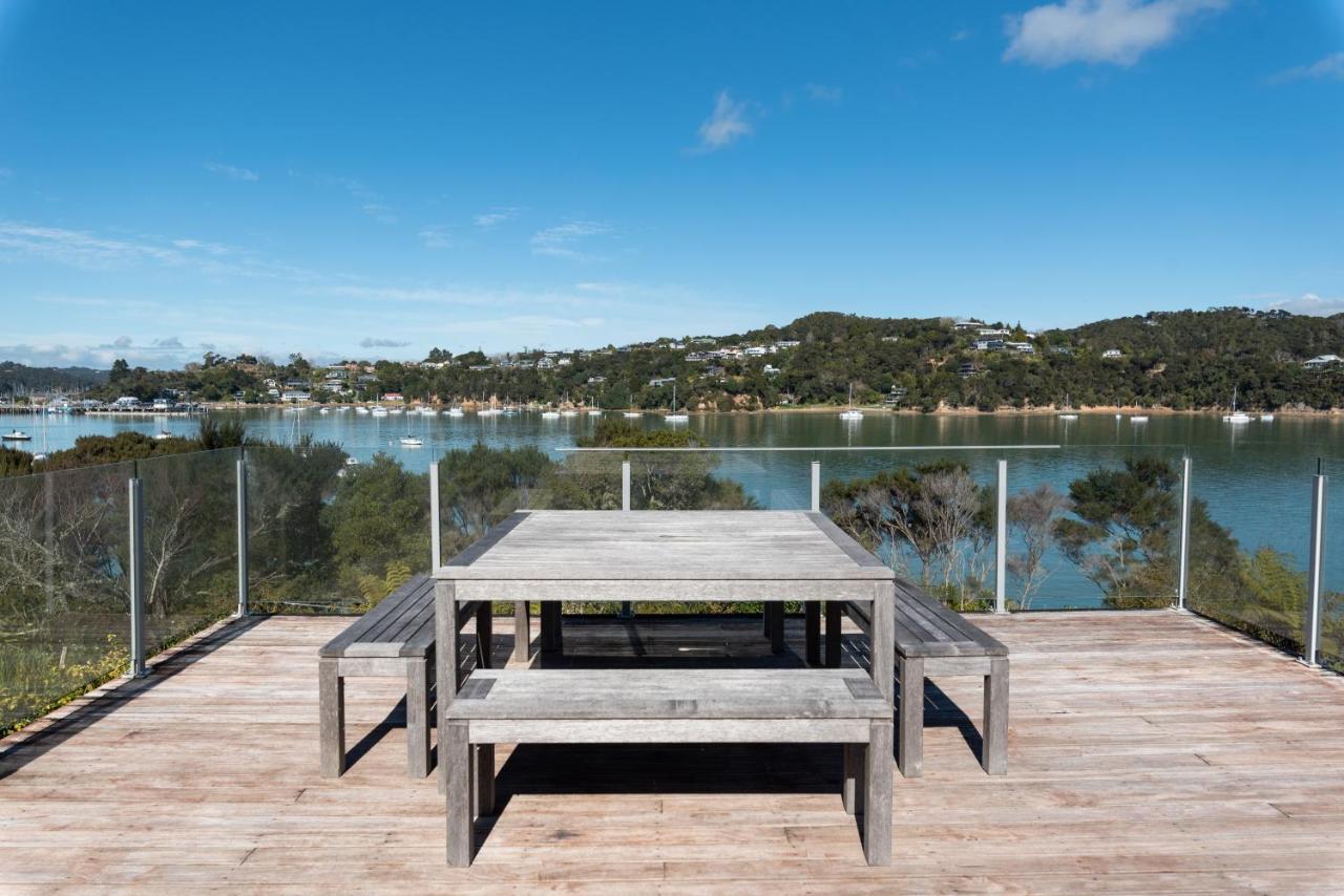 The Tide Watcher - Okiato Holiday Home Opua Extérieur photo