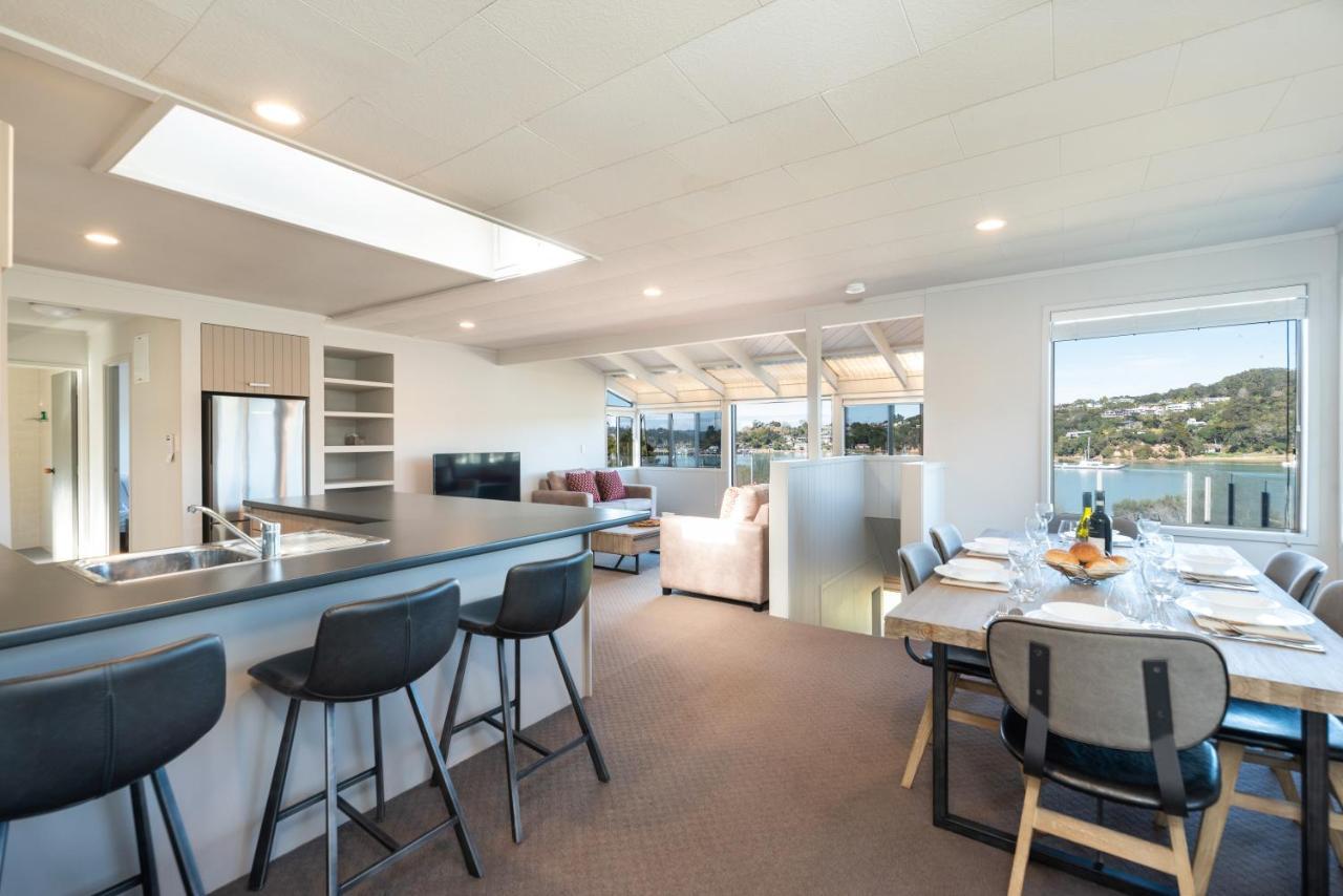 The Tide Watcher - Okiato Holiday Home Opua Extérieur photo